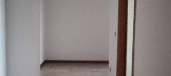 Квартира с 2 комнатами в Марьяно Коменсе, Италия № 144789 12