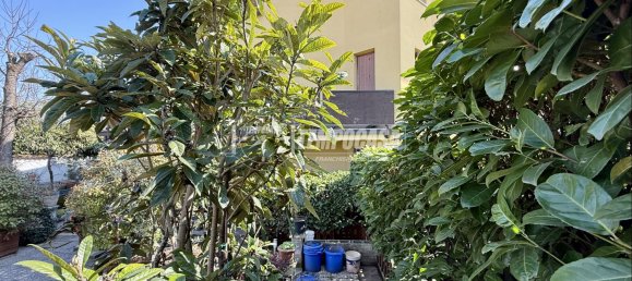 Квартира с 1 спальней в Лезмо, Италия № 197433 2