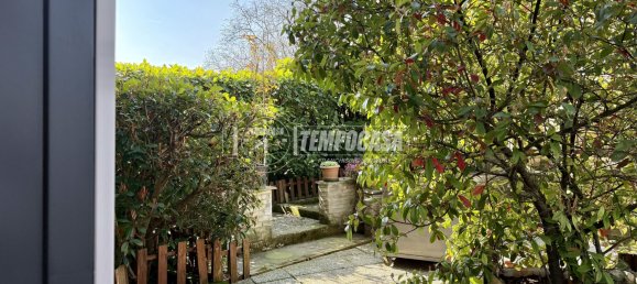 Квартира с 1 спальней в Лезмо, Италия № 197433 10