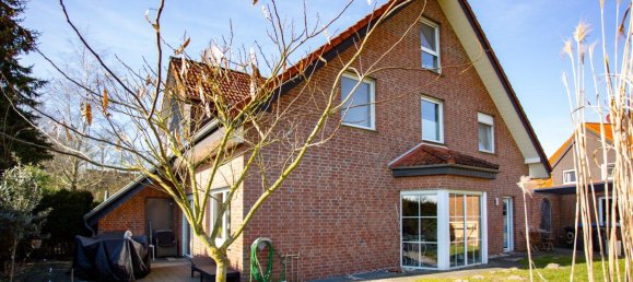 Adosado de 7 habitaciónes en Gutersloh, Germany No. 147169 2