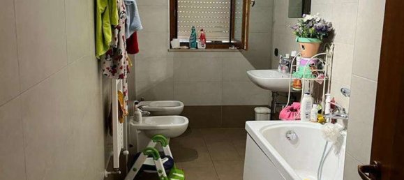 2-salle Appartement à Castellalto, Italy No. 43168 2