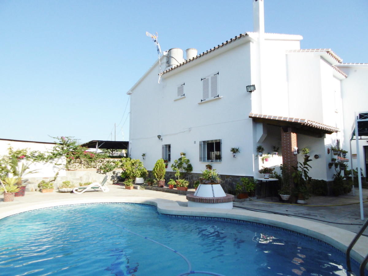 6 Schlafzimmer Villa in Coin, Spain, Nr. 31233
