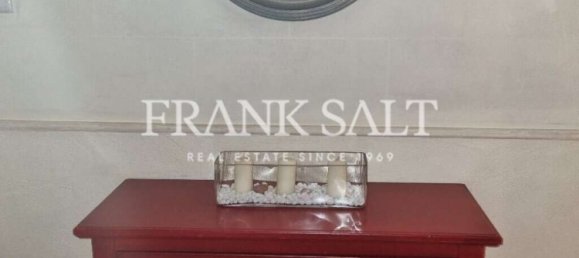 Adosado de 3 dormitorios en Senglea, Malta No. 8211 41