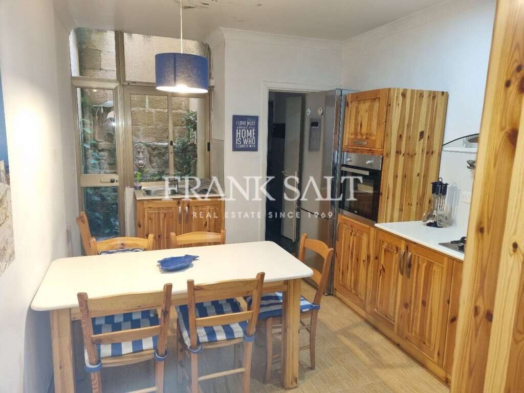 Adosado de 3 dormitorios en Senglea, Malta No. 8211