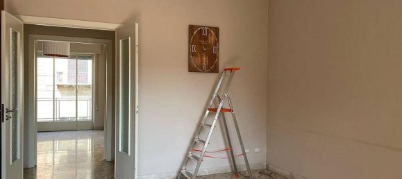 5-salle Appartement à Palermo, Italy No. 7067 13