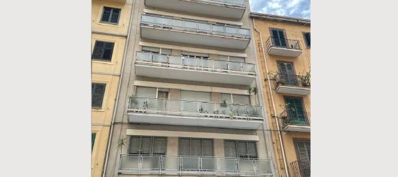 5-salle Appartement à Palermo, Italy No. 7067 25