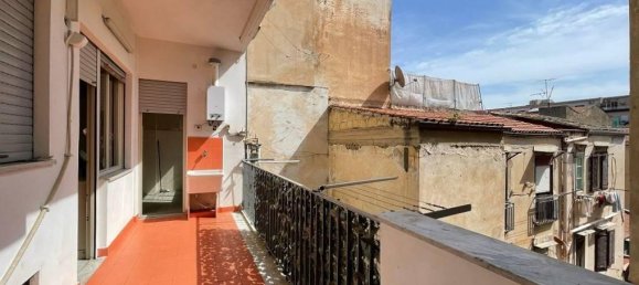 5-salle Appartement à Palermo, Italy No. 7067 18