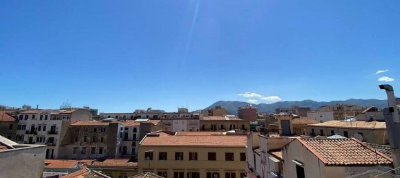 5-salle Appartement à Palermo, Italy No. 7067 17