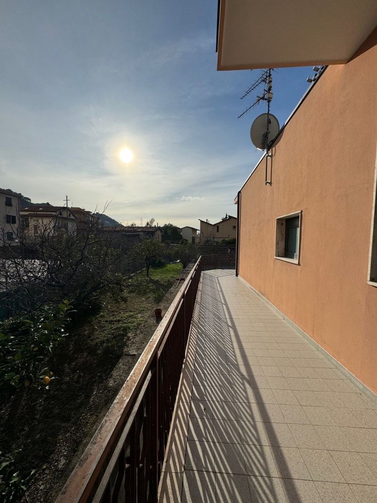 2 rooms Apartment in Taggia, Italy No. 154922