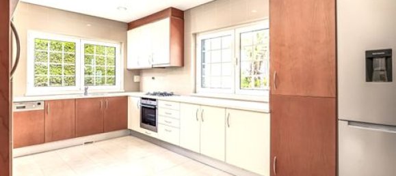 4 bedrooms Villa in Cascais, Portugal No. 147785 13