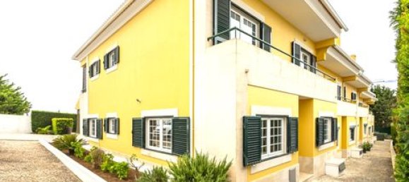 4 bedrooms Villa in Cascais, Portugal No. 147785 2