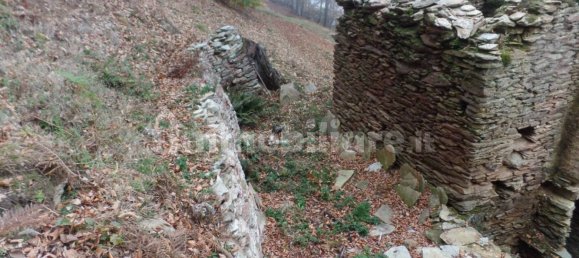 2 bedrooms House in Brossasco, Italy No. 77604 9