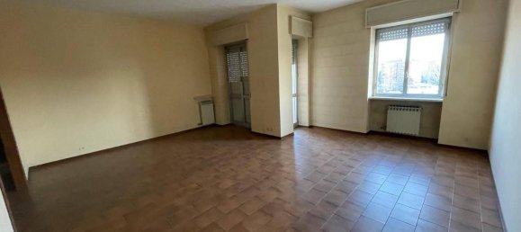3 rooms Apartment in Alessandria, Italy No. 121706 9