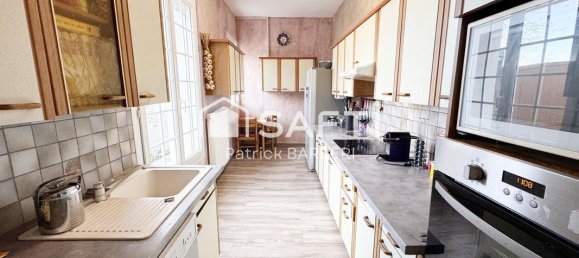 4 bedrooms House in Magny-en-Vexin, France No. 286033 10