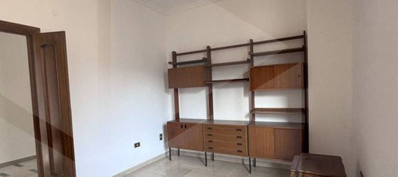 4 rooms Apartment in Avezzano, Italy No. 22992 7
