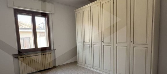 4 rooms Apartment in Avezzano, Italy No. 22992 16