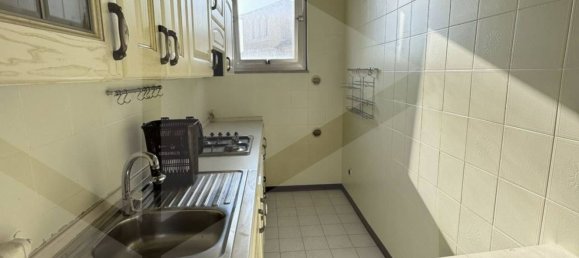 4 rooms Apartment in Avezzano, Italy No. 22992 13