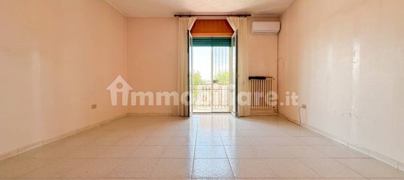 Apartamento de 3 dormitorios en Manfredonia, Italy No. 355579 4