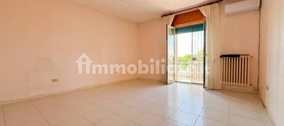 Apartamento de 3 dormitorios en Manfredonia, Italy No. 355579 6