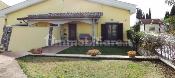 4 bedrooms Villa in Marino, Italy No. 315141 8