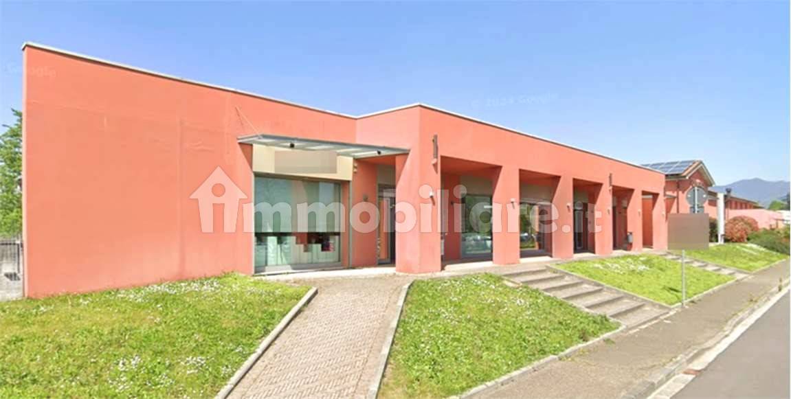 1 room Commercial property in Scarperia e San Piero, Italy No. 331255