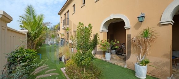 3 bedrooms Townhouse in Saadiyat Island, UAE No. 56625 20