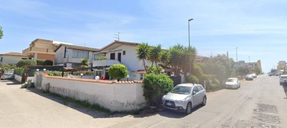 Apartamento de 4 divisões em Ardea, Italy N.º 190868 18