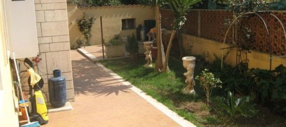 Apartamento de 4 divisões em Ardea, Italy N.º 190868 14