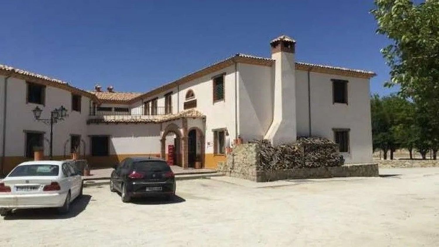 4504m² Building in Andalusia, Spain No. 173324