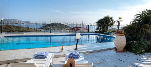 5 Schlafzimmer Villa in Anavyssos, Greece, Nr. 53889 7