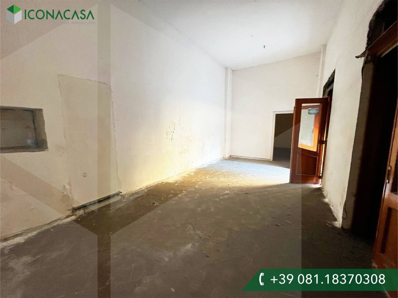 3-Zimmer Gewerbliche Immobilie in Arzano, Italy, Nr. 25365