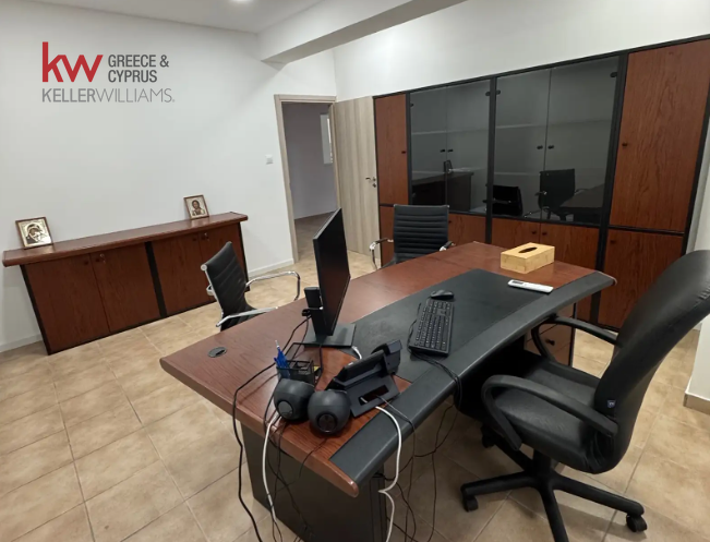 7-Zimmer Büro in Larnaca, Zypern, Nr. 175036