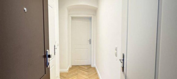 Studio in Rudolfsheim-Funfhaus, Austria No. 173923 3