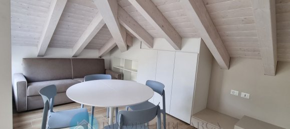 Дуплекс с 3 комнатами в Варацце, Италия № 124721 4