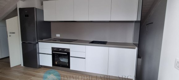 Дуплекс с 3 комнатами в Варацце, Италия № 124721 3