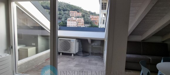 Дуплекс с 3 комнатами в Варацце, Италия № 124721 11