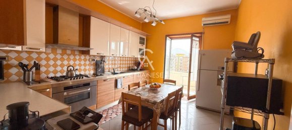 Apartamento de 2 dormitorios en Salerno, Italy No. 346831 13