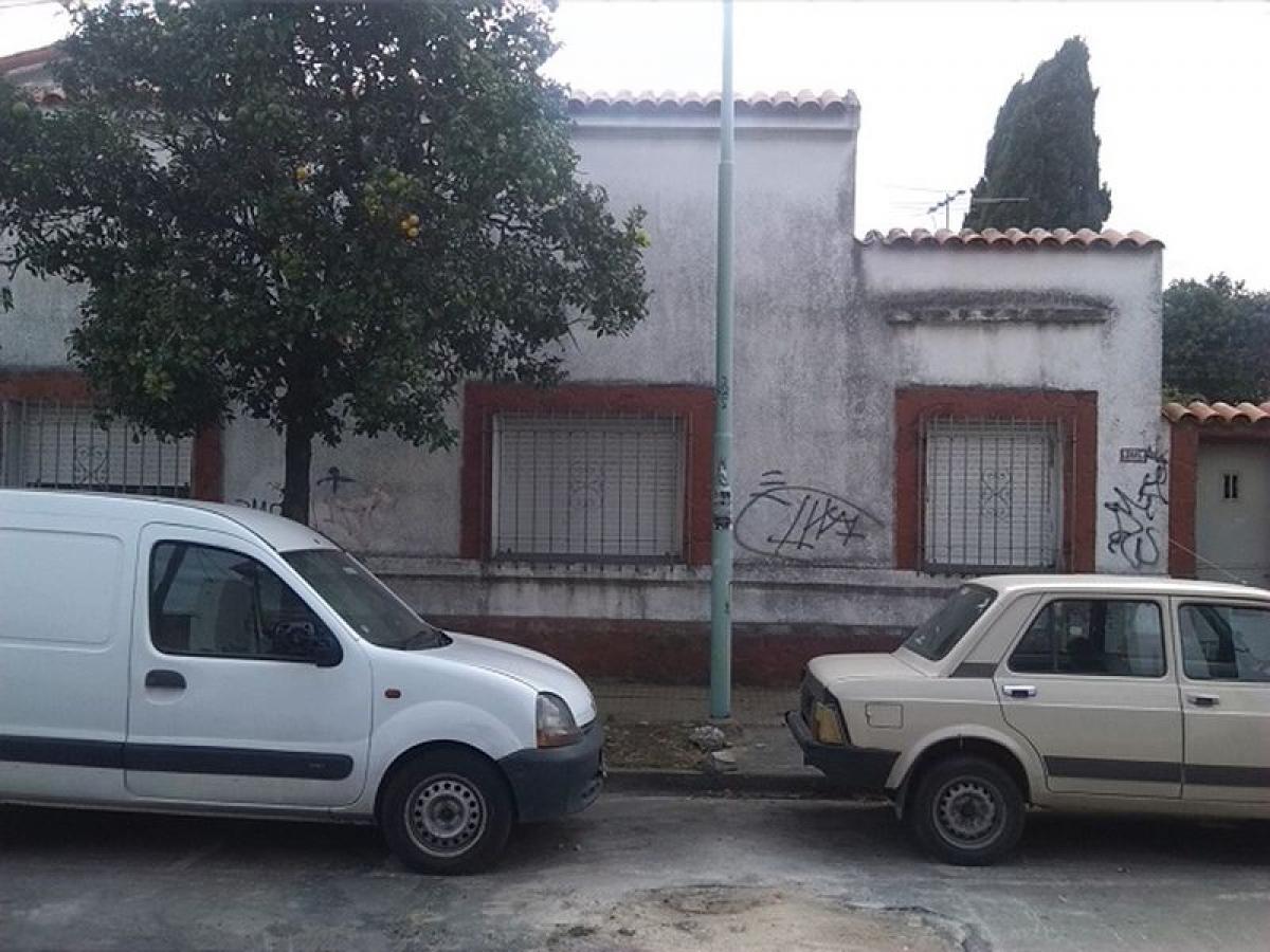  Land in Berazategui, Argentina No. 111468