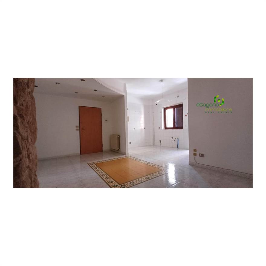 3 bedrooms Apartment in Syracuse, Italy No. 249577