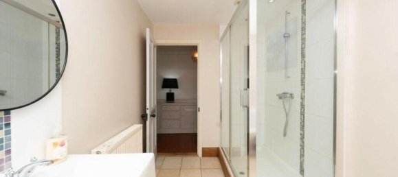 Casa em Norwich, United Kingdom N.º 2612 8