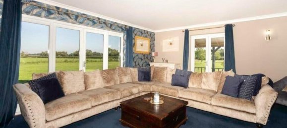 Casa em Norwich, United Kingdom N.º 2612 2