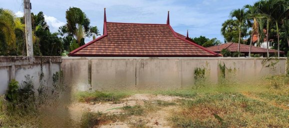 760m² Land in Bang Lamung, Thailand No. 26419 3