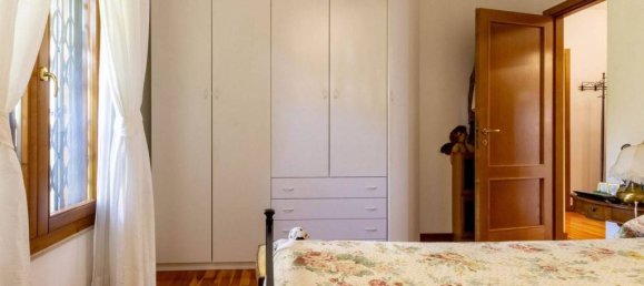 3 bedrooms Apartment in Siena, Italy No. 313194 6