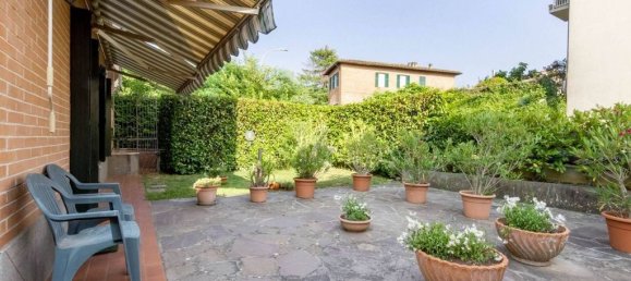 3 bedrooms Apartment in Siena, Italy No. 313194 3