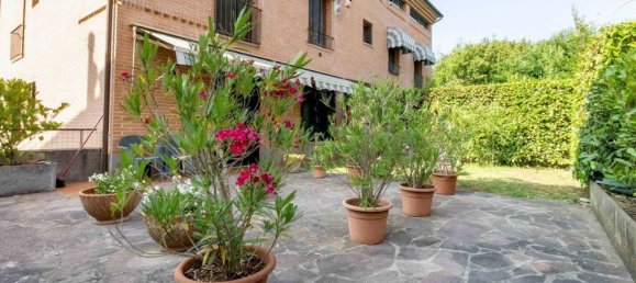 3 bedrooms Apartment in Siena, Italy No. 313194 2