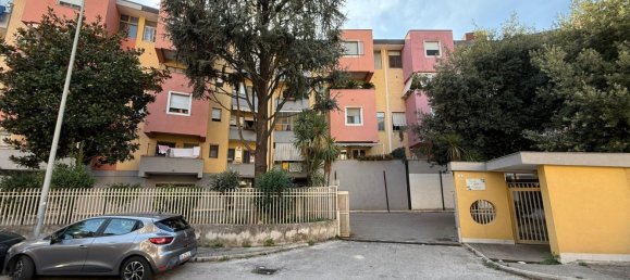 5 bedrooms Apartment in Salerno, Italy No. 341923 2