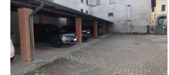 3 rooms Apartment in Sirone, Italy No. 8088 8