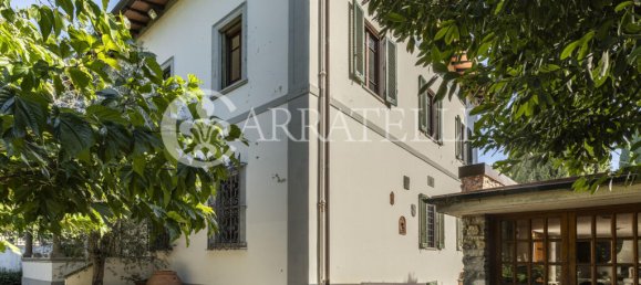8 bedrooms Villa in Florence, Italy No. 78407 4