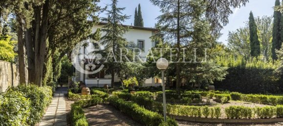 8 bedrooms Villa in Florence, Italy No. 78407 7
