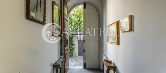 8 bedrooms Villa in Florence, Italy No. 78407 13